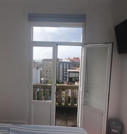 Апартаменты Habitacion Pequena Con Balcon Виго Экстерьер фото